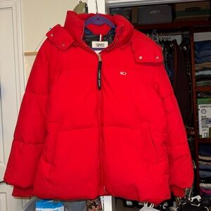 Tommy Hilfiger unisex Bright Red Puffer Coat